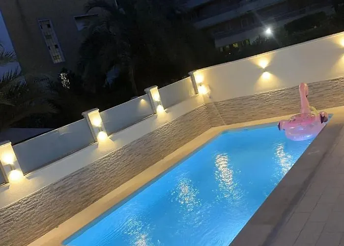 Luxury Private New 2023 Villa Mirelle